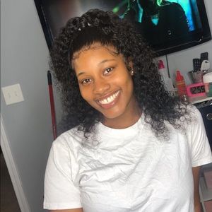 Meet your Posher, Miyah